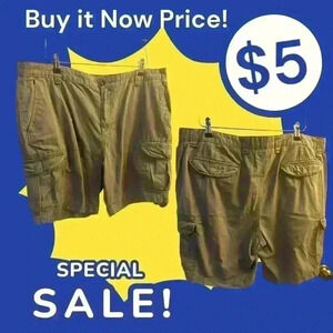Clearance Item- additional discount not avail Men’s Chaps Cargo Shorts Size 42